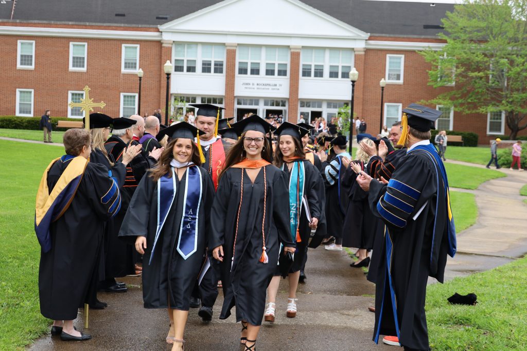 West Virginia Wesleyan College Celebrates Classes of 2022, 2020 During